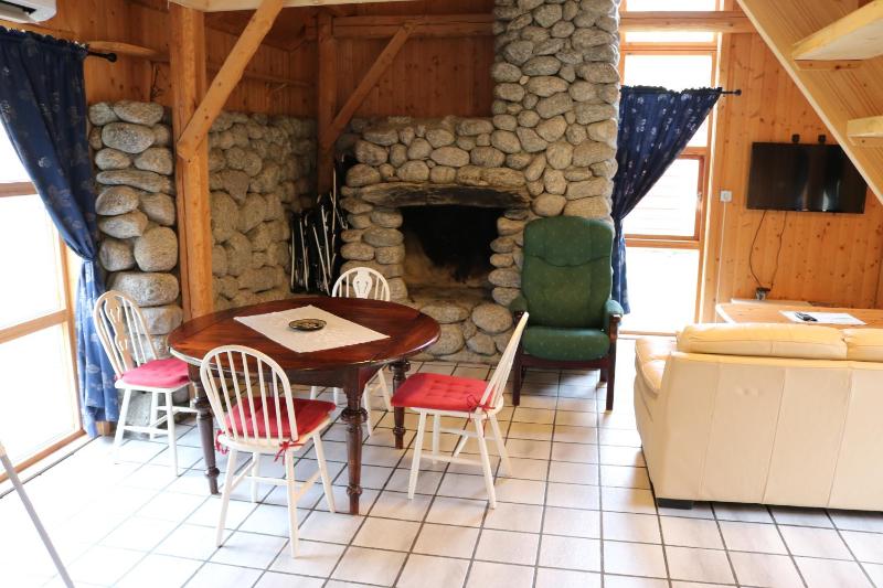 Two-Bedroom House image 2
