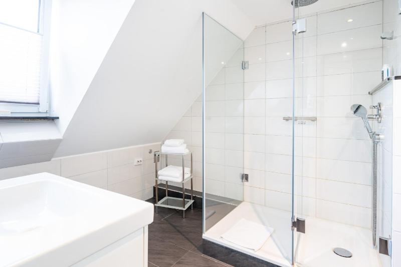 Penthouse Apartment (Up to 10 Persons) image 2