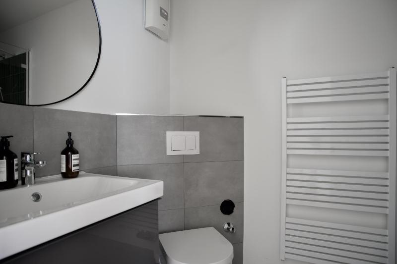 Two-Bedroom Apartment with Balcony image 2