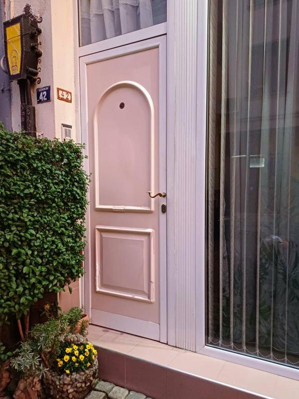Residence Art Guest House - image 14