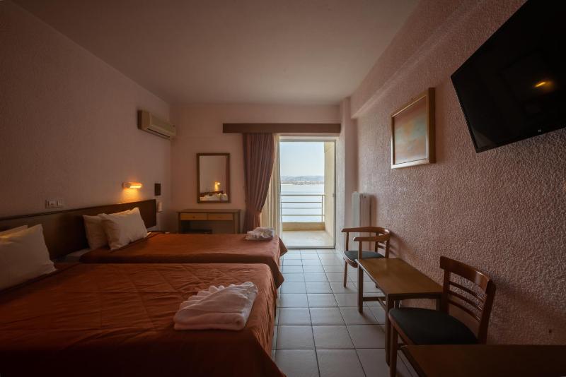 Twin Room image 1