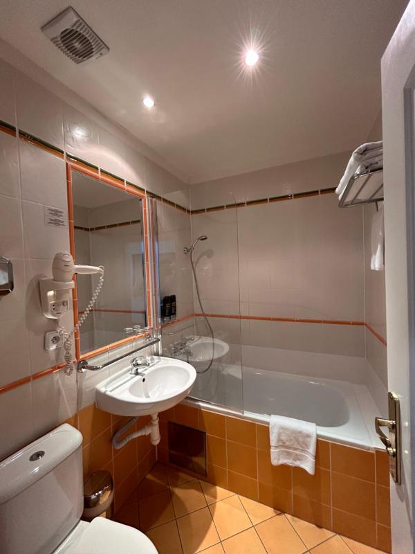 Superior Double Room image 2