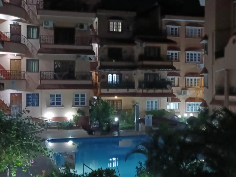STAY & EXPLORE - Luxury Pool view 1 BHK with bathtub near Calangute Baga Beach - image 11