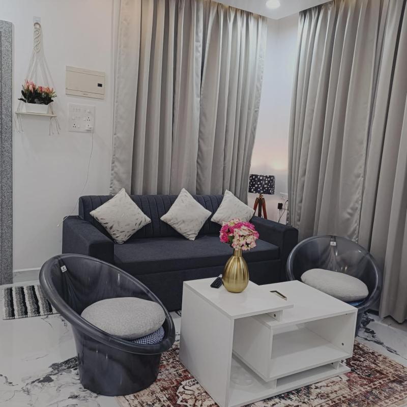 STAY & EXPLORE - Luxury Pool view 1 BHK with bathtub near Calangute Baga Beach - image 8