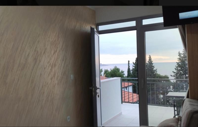Apartmani Maja - image 15
