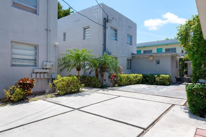 Sunny Days Apartments - image 36