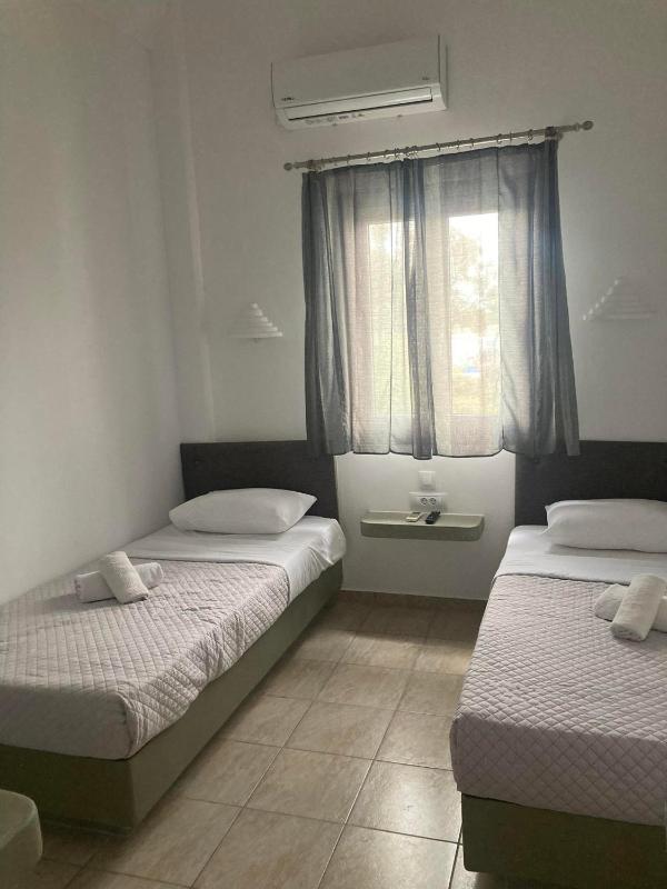Budget Twin Room image 1