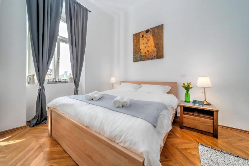 City Soul Apartment - Happy Rentals - image 15