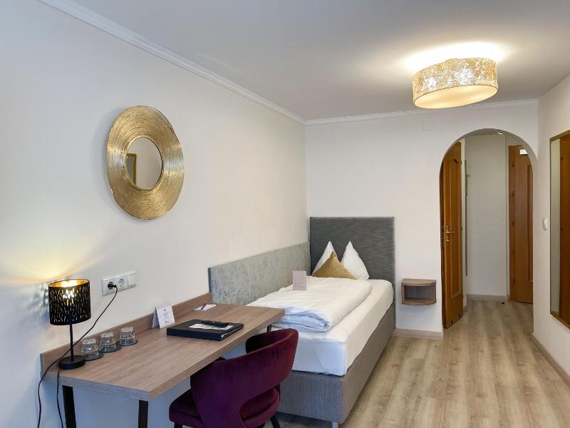 Triple Room image 1