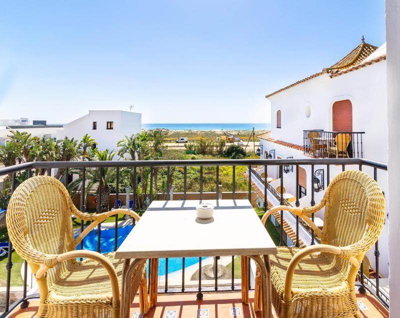 Double or Twin Room with Sea View image 3