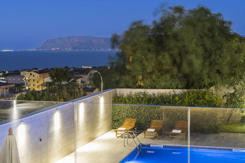 Villa Bizzarria - image 3