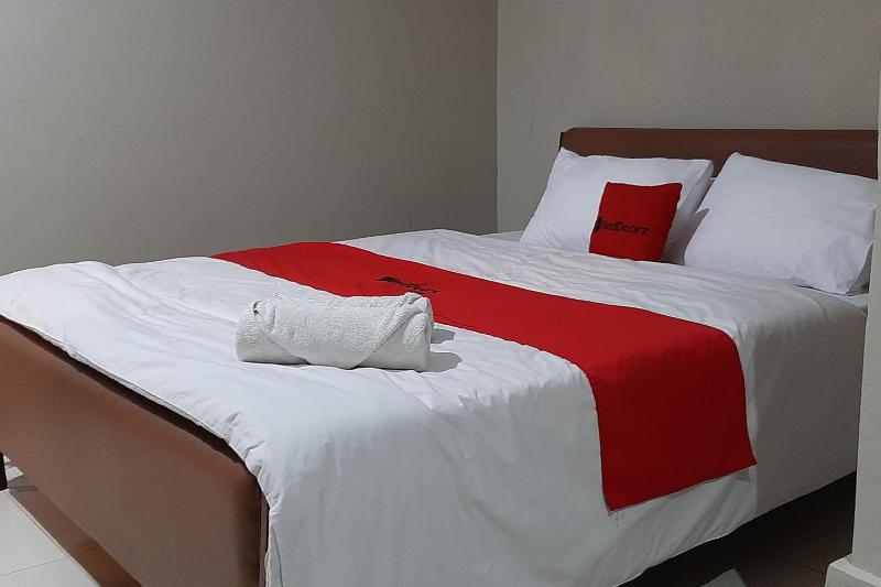 RedDoorz At Hotel Pakem Sari Kaliurang - image 16
