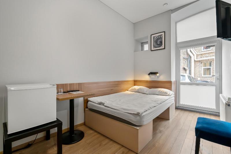 Standard Double Room with Private Bathroom image 2