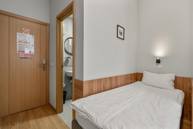 Single Room with Private Bathroom image 3