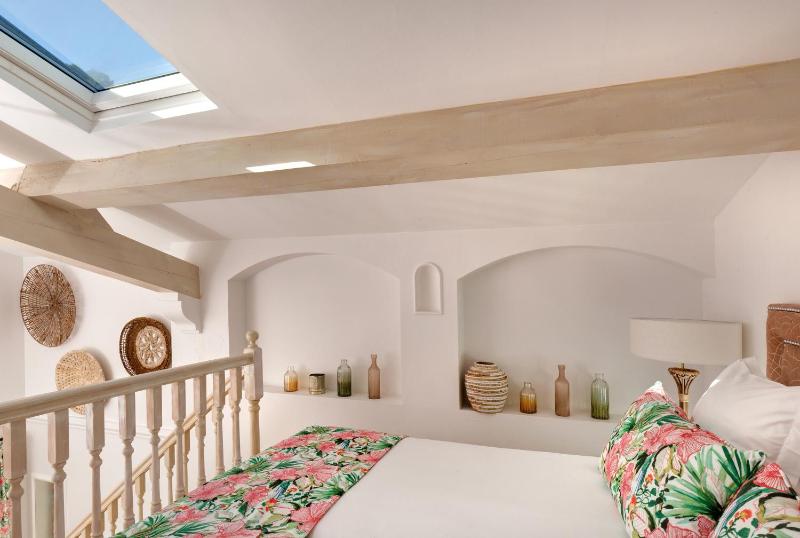 Superior Duplex Room image 4