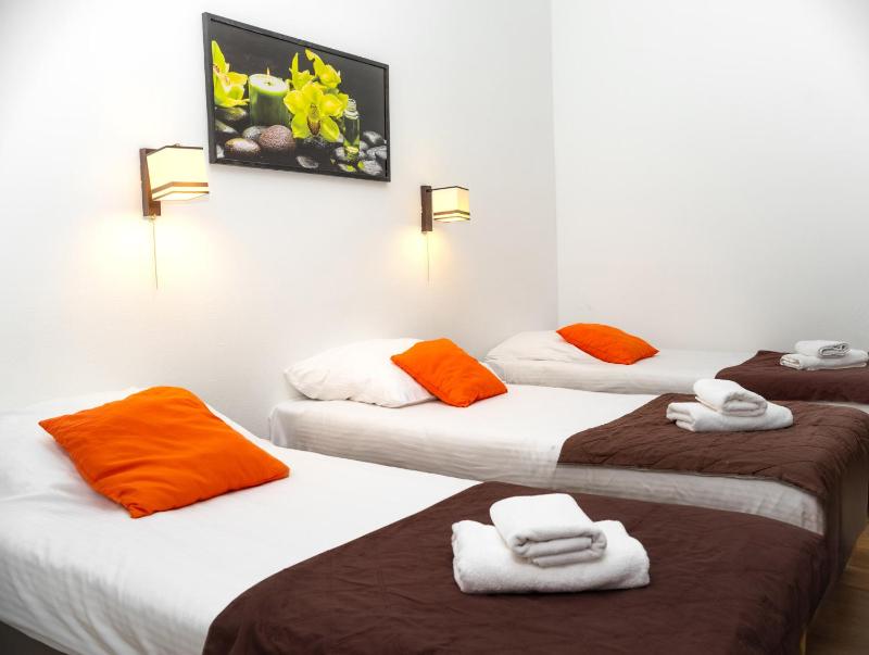 Triple Room image 1