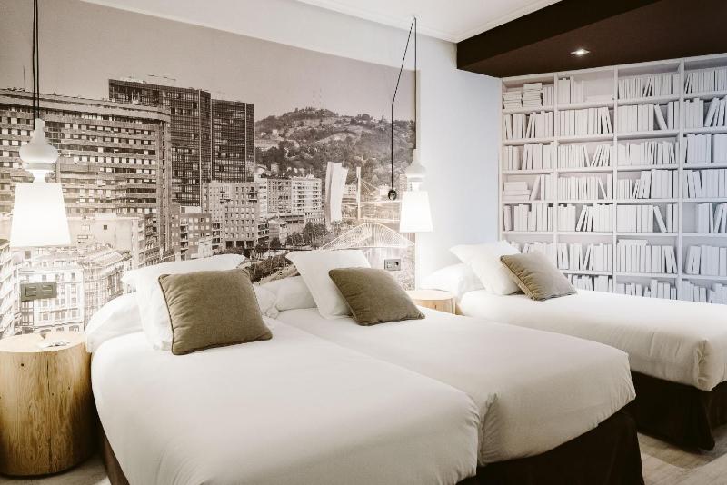 Triple Room image 2