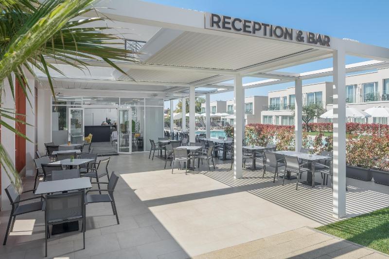 Maj Luxury Residence - image 10
