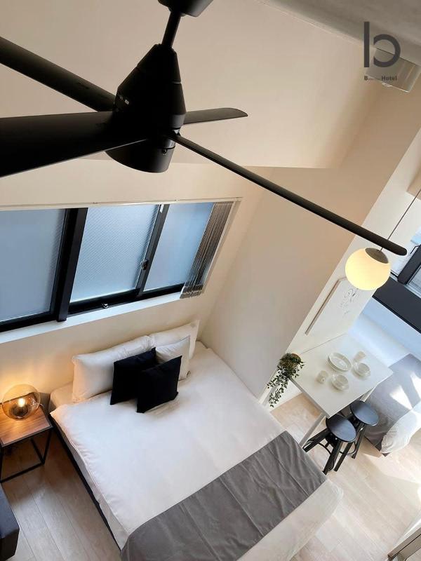 b hotel Nekoyard - Stylish Loft Studio Steps from Peace Park - image 11