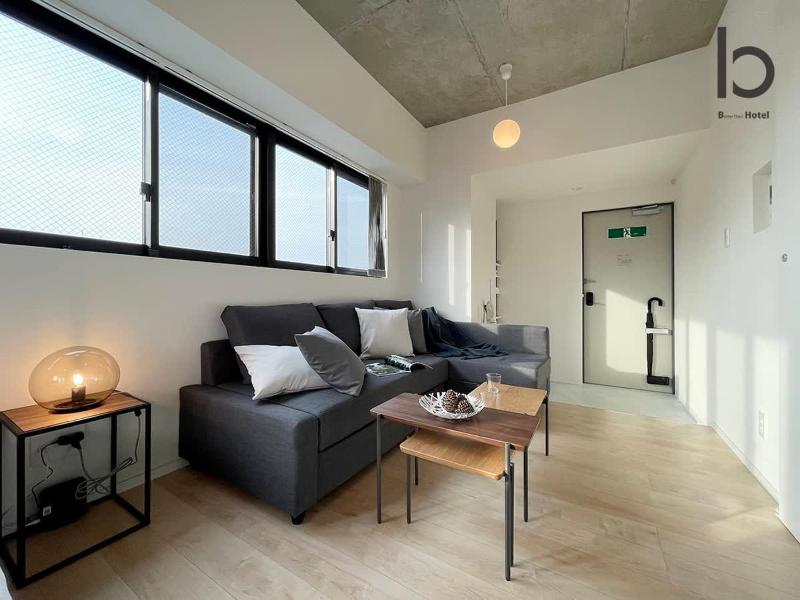 b hotel Nekoyard - Modern Beautiful Studio Walk to Peace Park & Shops - image 3