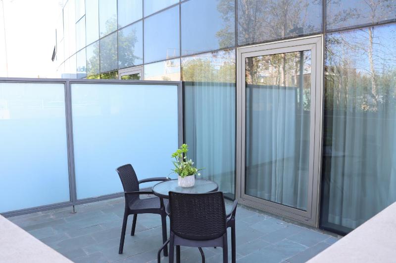 Superior Twin Room with Terrace image 2