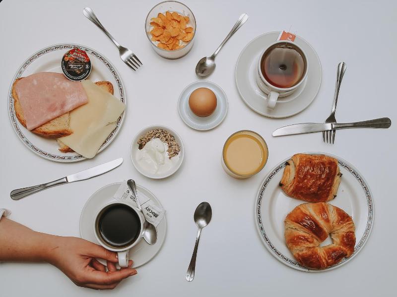 Double or Twin Room image 4