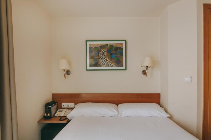 Hotel Zaragoza Plaza - image 38