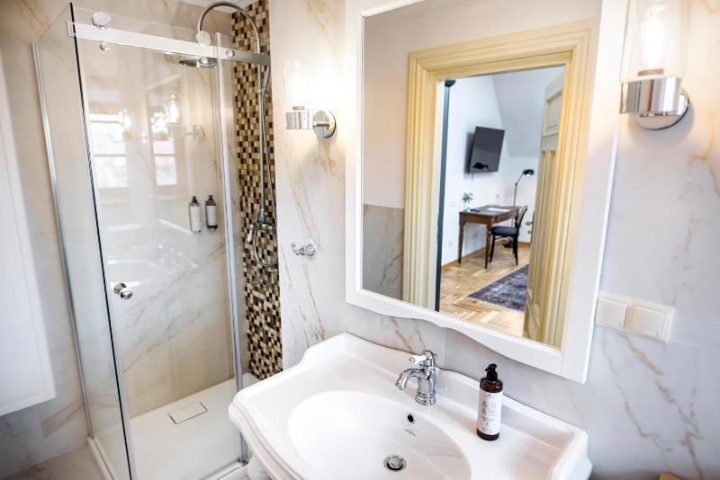 EASY RENT Apartments- Fontana Boutique - image 31