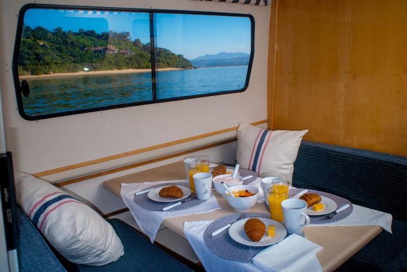 Knysna Houseboats - image 6