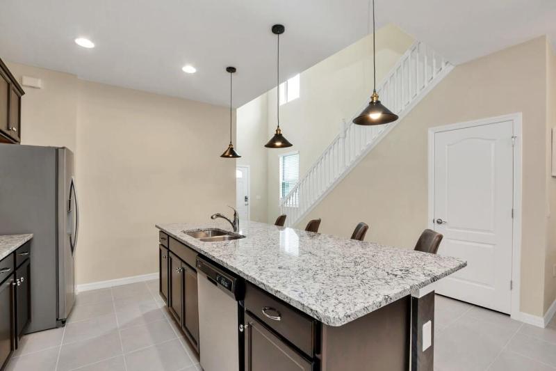 Exquisite Spacious and Close to Disney 6 BD Home #6WS483 - image 17