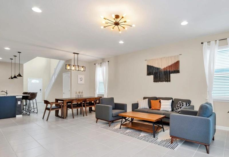 Exquisite Spacious and Close to Disney 6 BD Home #6WS483 - image 30
