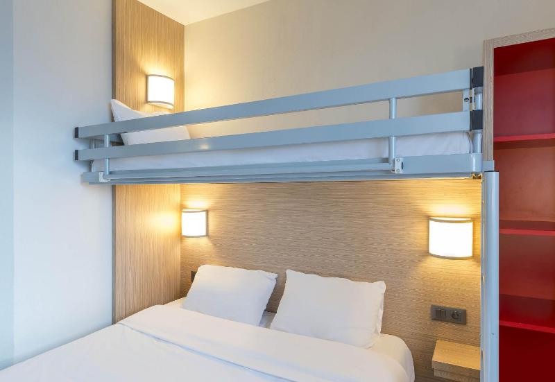 Triple Room image 1