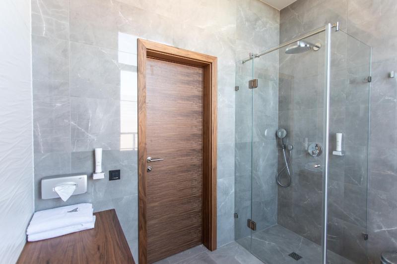 Superior Double or Twin Room image 4