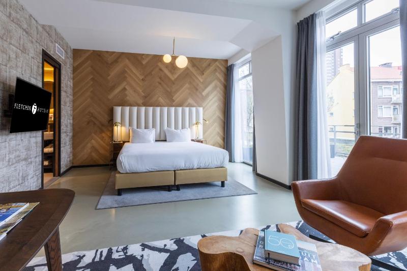 Superior Double Room image 1