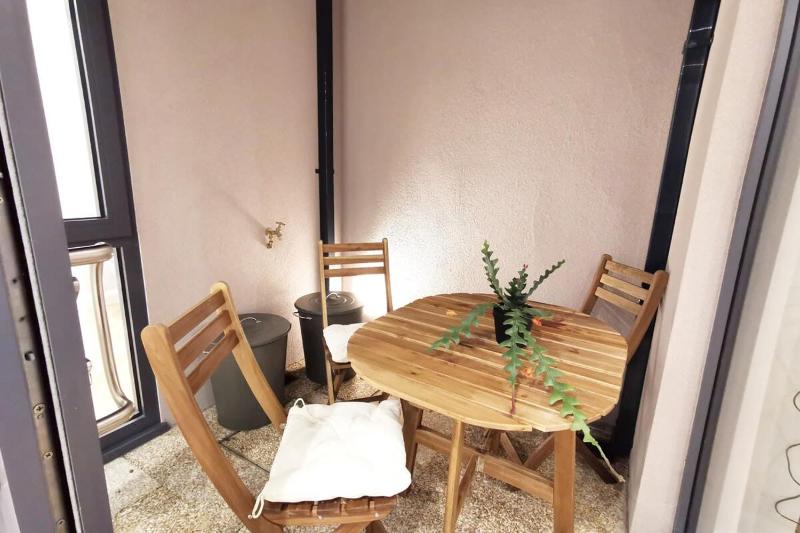 LOVELY 2bed HOME with patio & fast reliable WIFI - image 9