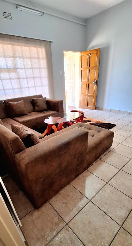 ENTIRE LUXURY APARTMENTS - image 7