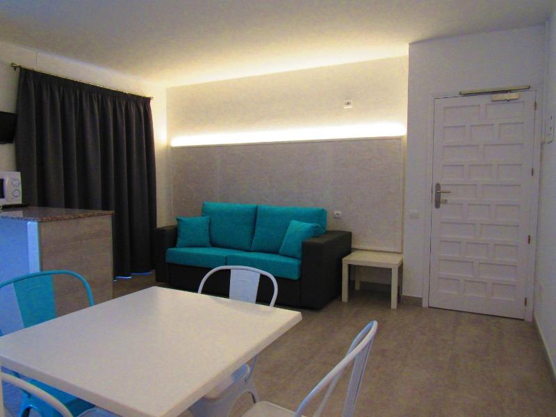 Superior Two-Bedroom Apartment image 2