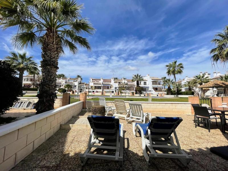 3 Bed Townhouse Overlooking Com Pool LD314 - image 3