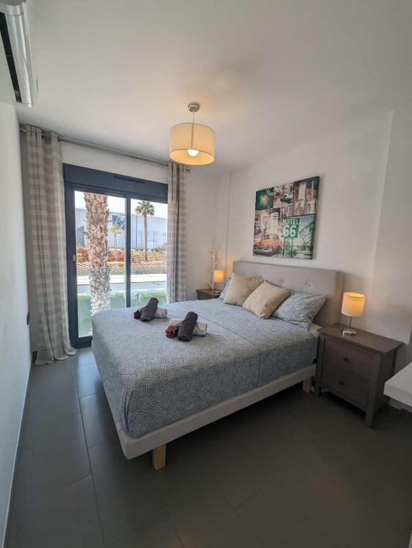 Modern 2 Bed Apt in La Zenia LZ9 - image 25