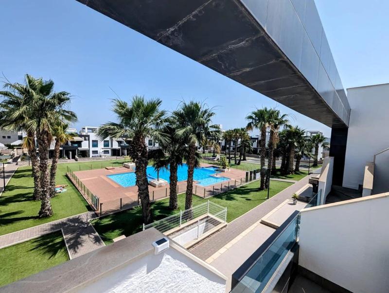 Modern 2 Bed Apt in La Zenia LZ9 - image 15
