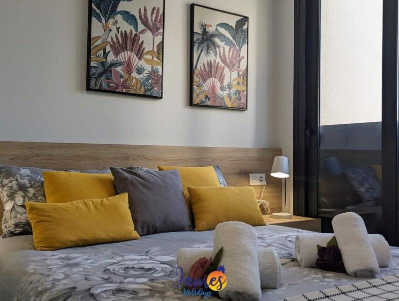 Modern First Floor Apart with Com Pool Duly10 - image 9