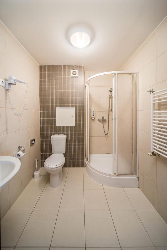 Superior King or Twin Room image 2