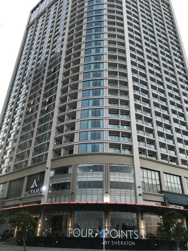 Luxury Apartment in Beach Front Building - image 1