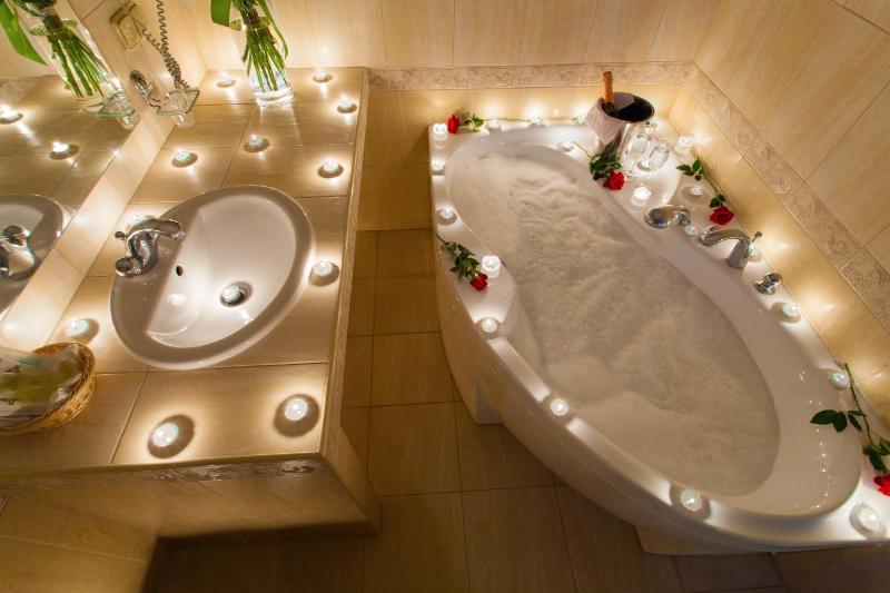 Suite image 2