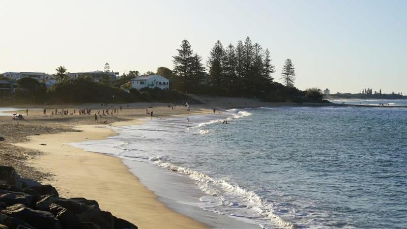 Moffat Beach Coastal Contemporary Unit B - image 7