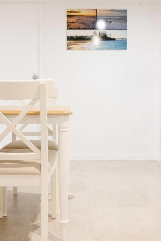 Moffat Beach Coastal Contemporary Unit B - image 18