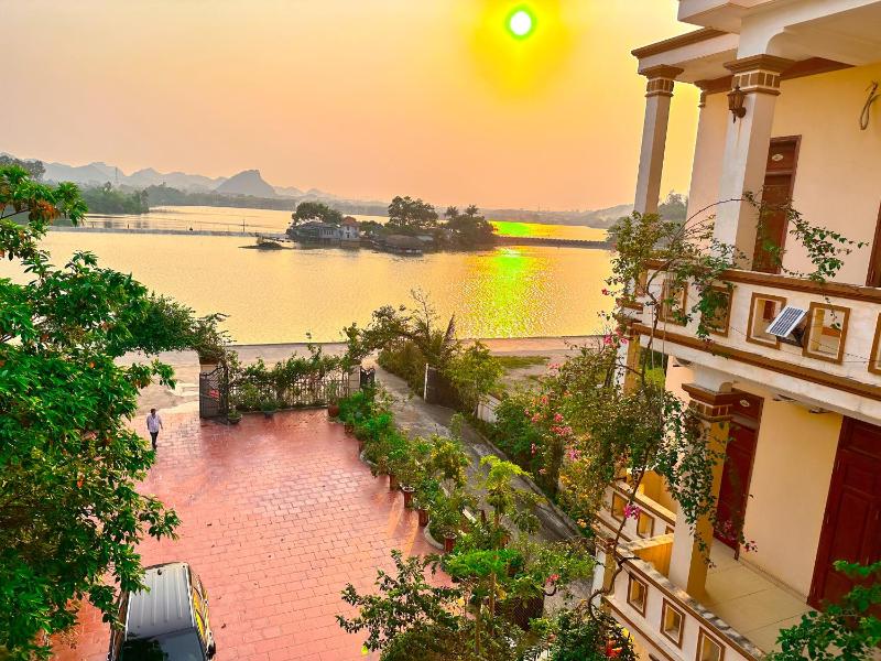 Lake View Motel - Tam Điệp Ninh Bình - image 1