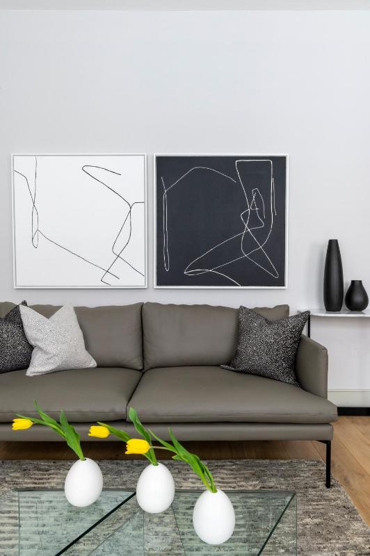 One Bedroom Platinum Suite image 2