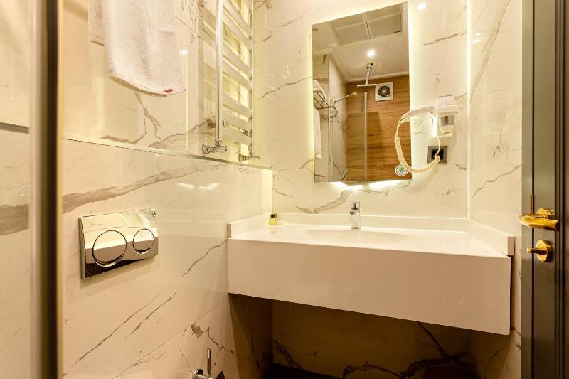 Economy Single Room image 4