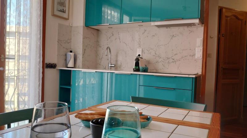 B042-Functional apartment with balcony Suquet Cannes - image 23